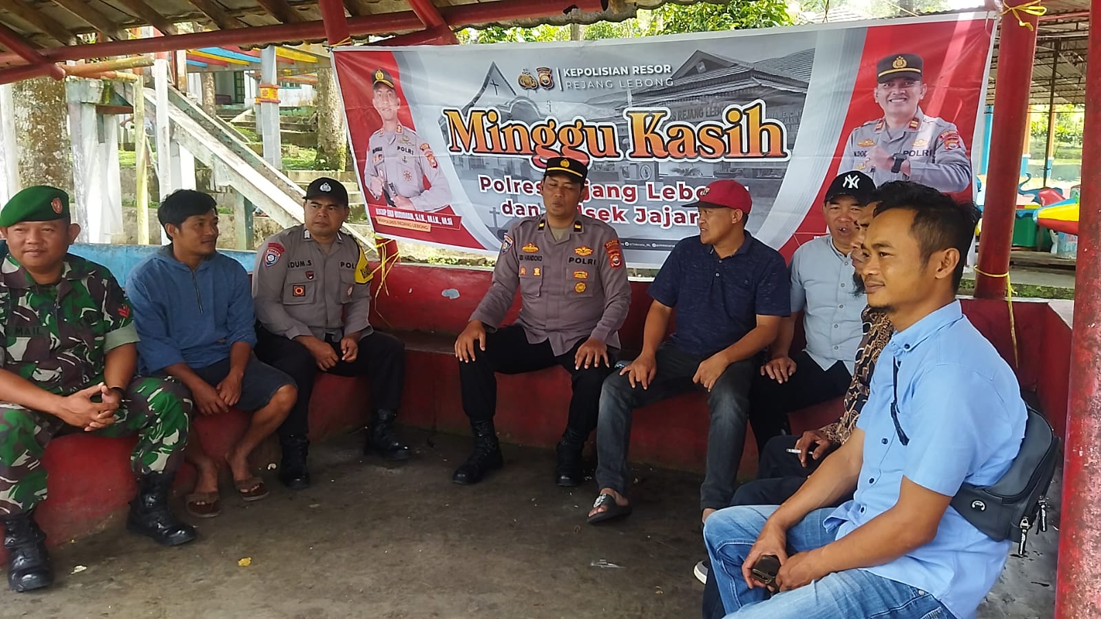 Minggu Kasih Polsek Sindang Kelingi: Meningkatkan Keterlibatan Masyarakat dalam Keamanan