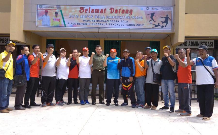 turnamen sepak bola