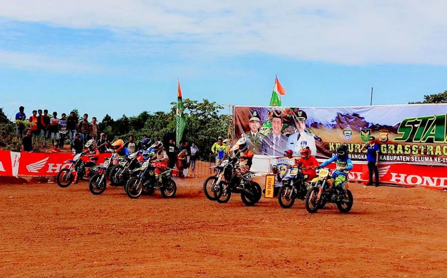 Memperingati HUT Kabupaten Seluma ke-15