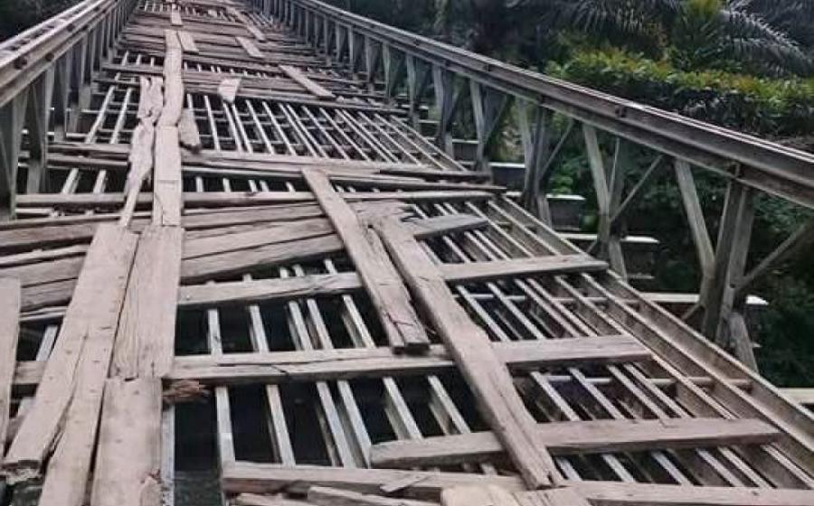 Jembatan Seluma