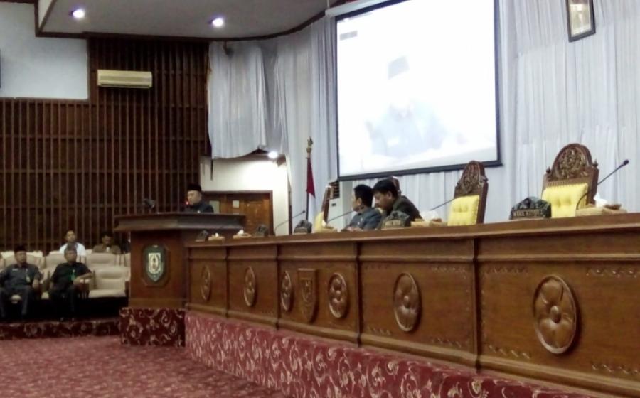 Rapat Paripurna DPRD Provinsi