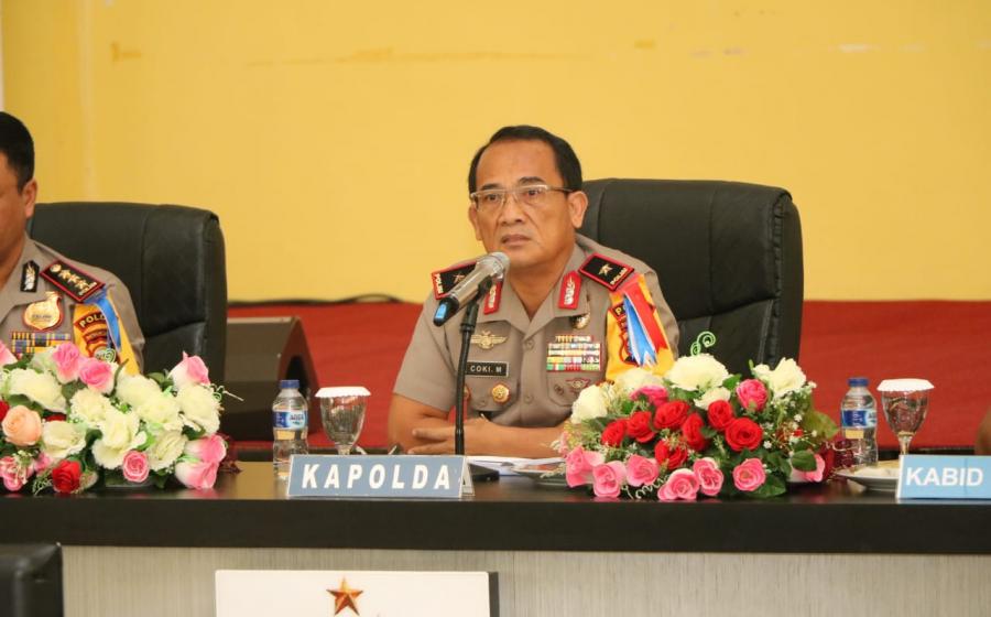 Hukum