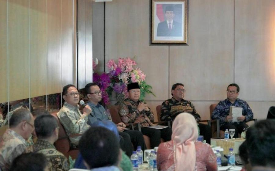 Direktur PT Sudevam Ultra Tec Green, Lalit Khumar, di hadapan perwakilan Sekretariat Nasional Dewan KEK RI