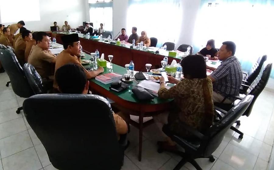 Rapat BANGGAR DPRD SELUMA