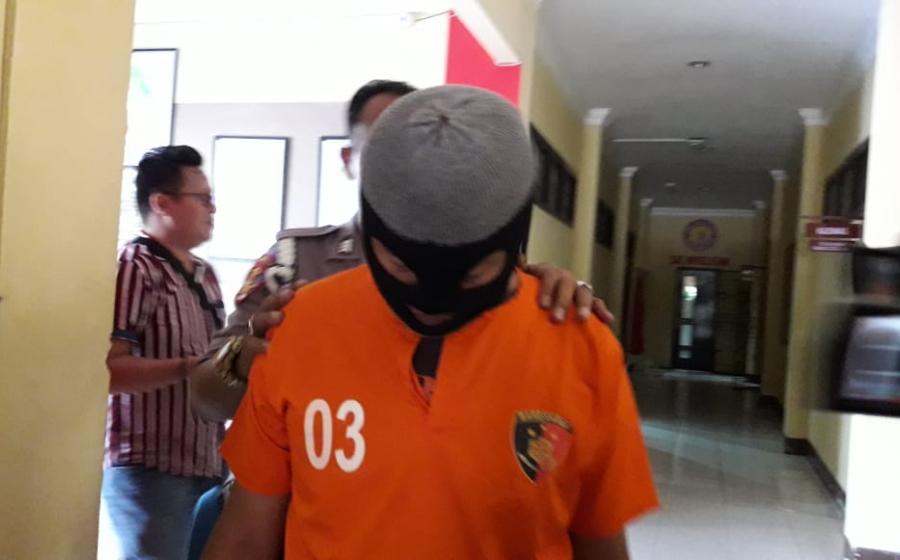 hukum