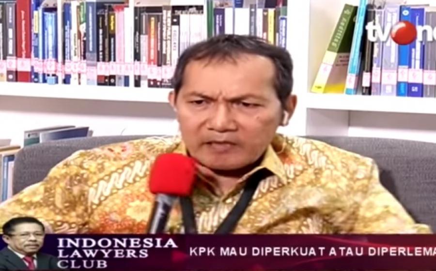 hukum