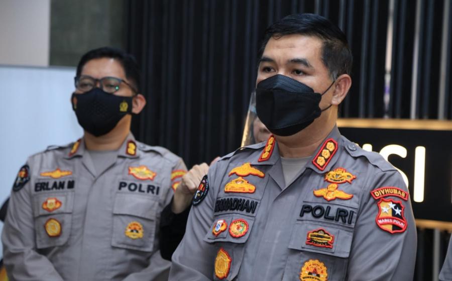 hukum