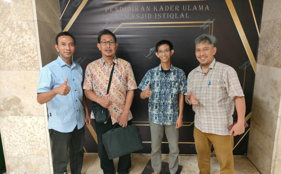  Ketua Program Studi (Kaprodi) Akuntansi Universitas Nahdlatul Ulama Indonesia (Unusia) kembali menjajaki kerjasama dengan stakeholder demi pengembangan dan kemajuan Akuntansi Unusia. Sore tadi, Muhammad Aras Probowo SE M.Ak bertemu dengan pimpinan Kantor Jasa Akuntansi (KJA) Djati Permana SE Ak CA  ASEAN CPA di Jakarta Pusat