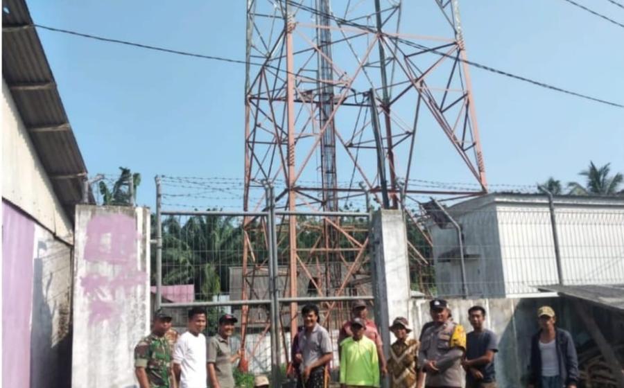 Cegah Aksi Anarkis, Pilar Desa Kawal Warga Segel Tower Provider