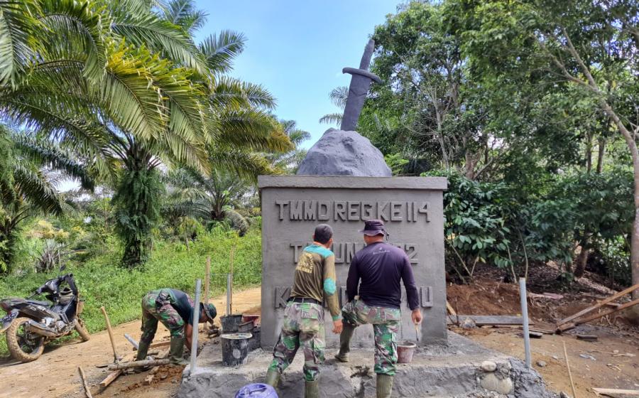 Pengerjaan Tugu TMMD Ke 114 Terus Berlanjut