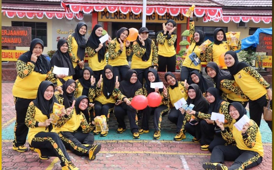 Sambut Hari Polwan, Polres Rejang Lebong Olahraga dan Fun Games