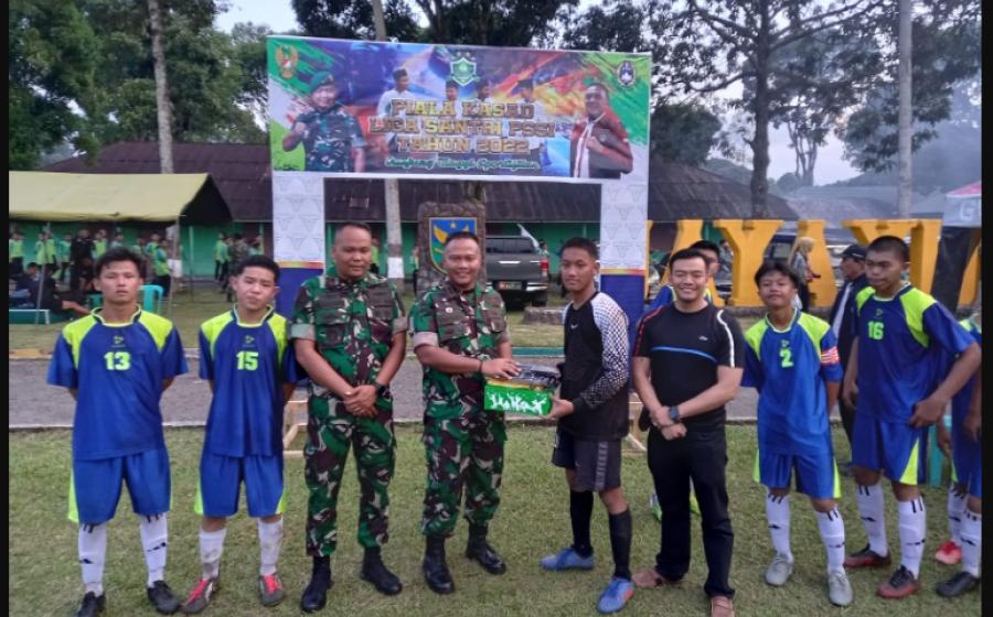 Tim sepakbola Pondok Pesantren (Ponpes) Nurul Qur'an dari Kabupaten Lebong akhirnya keluar sebagai juara untuk wilayah Kodim 0409/Rejang Lebong setelah di partai puncak mengandaskan perlawanan Ponpes Darussalam, Kepahiang dengan skor cukup mencolok 6 - 1 Senin (8/8/2022) sore. Dandim 0409 Rejang Lebong Letkol. Czi. Trisnu Novawan mengatakan, nantinya Ponpes Nurul Quran akan mewakili Kodim 0409 di tingkat provinsi.