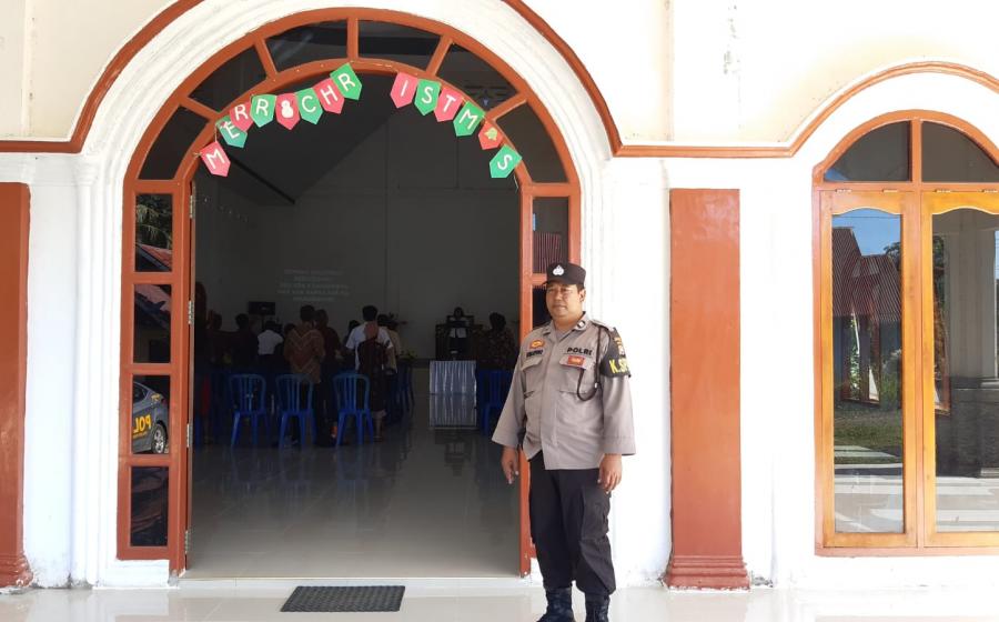 Jaga Keamanan Dalam Beribadah, Polsek Padang Jaya Laksanakan Pengamanan Gereja 