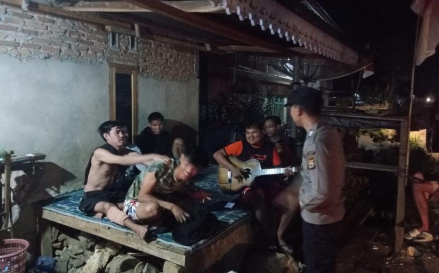 Patroli KRYD, Polsek Muara Sahung Pantau Situasi Seputaran Wilayah Hukum 
