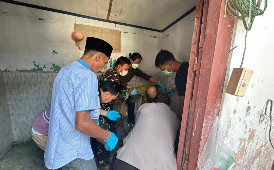 Polisi Olah  TKP Penemuan Warga Meninggal Dunia
