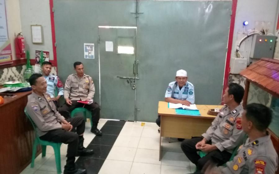Sat Binmas Polres Bengkulu Utara Sambangi Lapas Kelas II B Arga Makmur