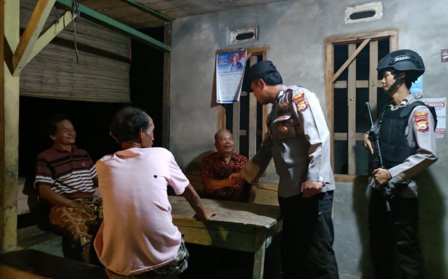 Sampaikan Imbauan Jaga Kamtibbmas, Polsek Padang Guci hulu Gelar Patroli di Seputaran Wilkum 