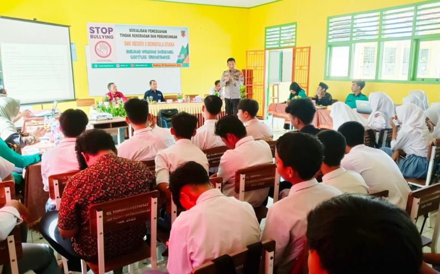 Polsek Padang Jaya Cegah Perundungan di Lingkungan Sekolah