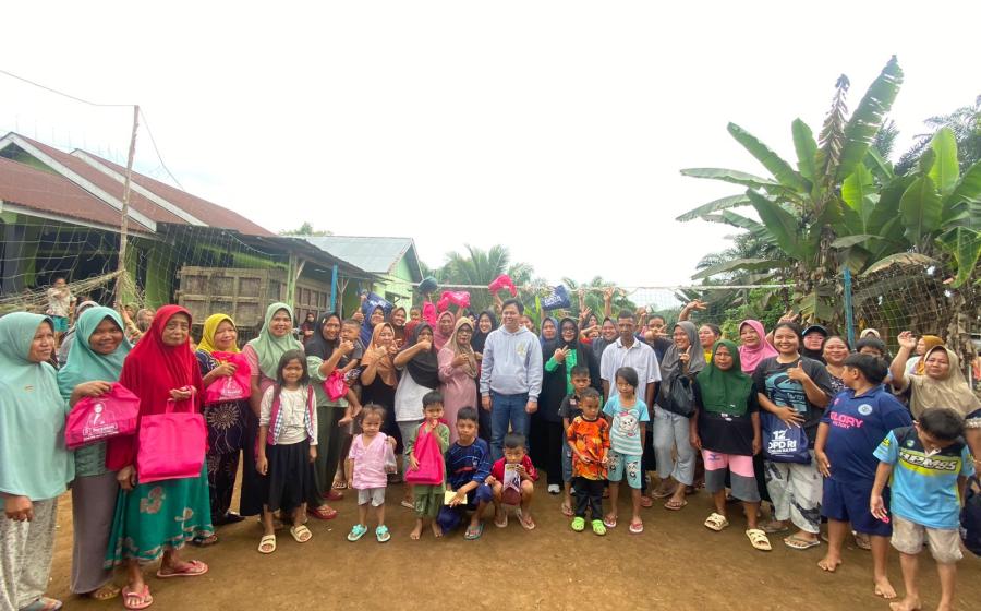 Dengarkan Aspirasi Warga Mukomuko, Sultan Pastikan Kawal Harga Sawit dan Perjuangkan Bantuan Alat Pertanian