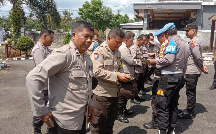 Tingkatkan Kedisiplinan, Wakapolres bersama Sie Propam Polres Bengkulu Utara Laksanakan Gaktiblin di Polsek Giri Mulya