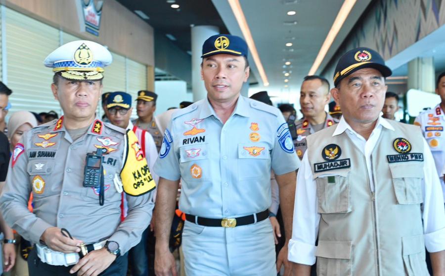 Pastikan Kelancaran Arus Mudik Nataru, Dirut Jasa Raharja, Menhub, Menko PMK, dan Kakorlantas Polri Gelar Tinjauan ke Sejumlah Daerah