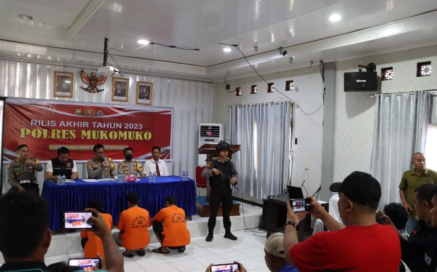 Kurun 1 Tahun, Polres Mukomuko Banyak Berikan Reward Kepada Anggota