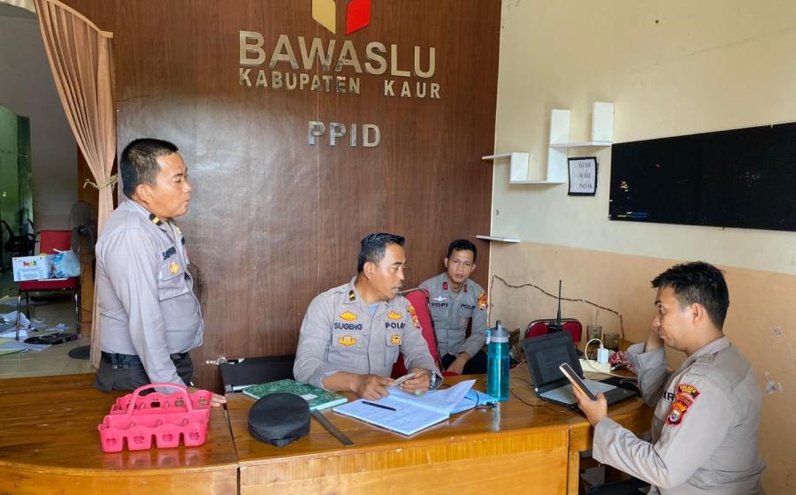 Antisipasi Gangguan Kamtibmas, Polres Kaur Patroli Dialogis 