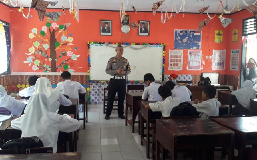 Sat Lantas Polres Mukomuko Sosialisasi Tertib Berlalulintas di Sekolah 