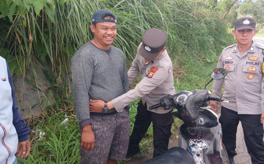 Polsek Sindang Kelingi Gencar Lakukan Razia Senjata Tajam untuk Ciptakan Keamanan