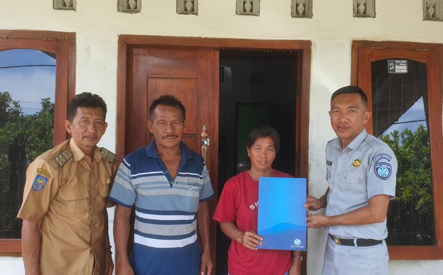 Jasa Raharja Serahkan Santunan Korban Meninggal Dunia Laka Lantas di Desa Pasar Tebat, Bengkulu Utara 
