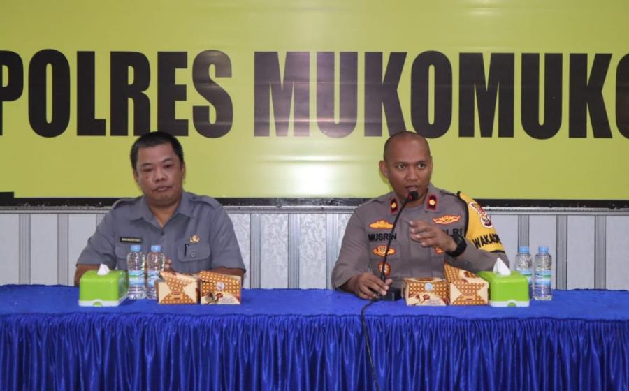 Sosialisasilan Peraturan Fungsi Propam dan Etika Profesi Polri, Bid Propam Polda Bengkulu Kunjungi Polres Mukomuko