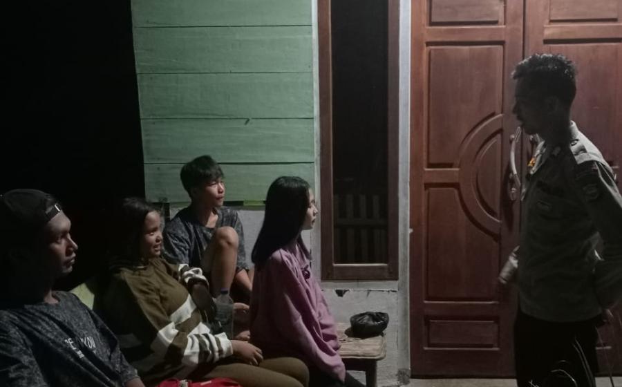 Polisi RW Bawa 4 Remaja Asal Bengkulu dan di Inapkan di Polsek Batik Nau