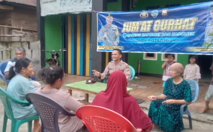 Tampung Aspirasi Warga Kelurahan Bedeng, Kapolsek Kotapadang Gelar Jumat Curhat  