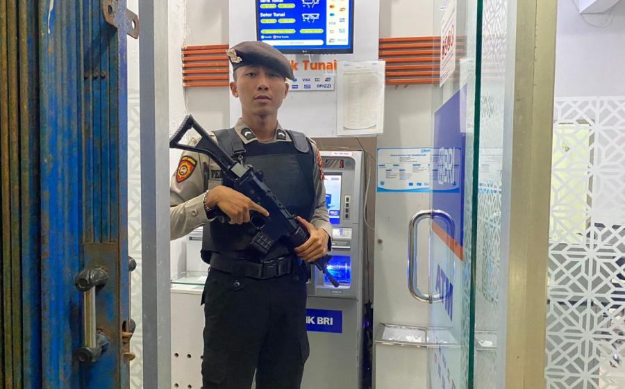 Sambangi Obvit ATM, Sat Samapta Polres Kaur Cek Keamanan di Seputaran ATm  