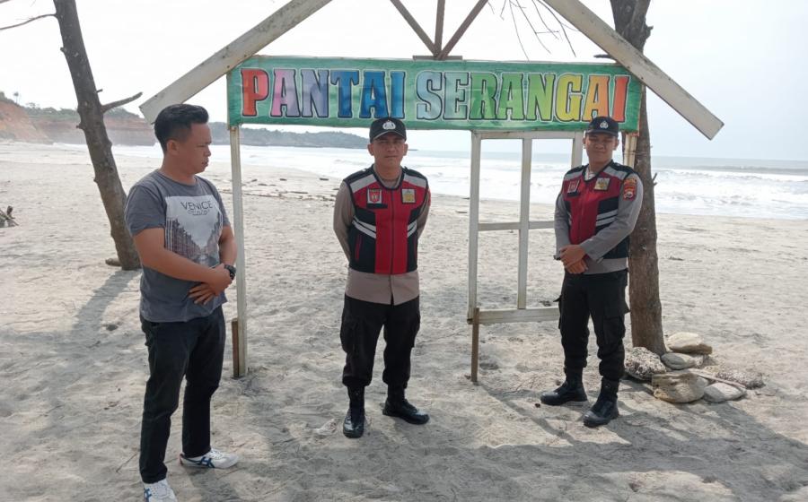 Personel Polsek Batiknau Berikan Imbauan Kepada Pengunjung Objel Wisata 