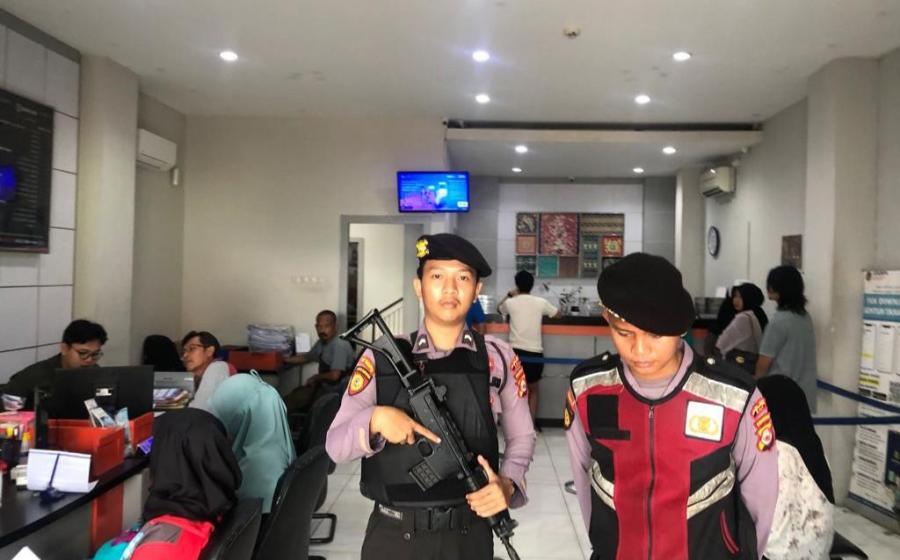 Personel Sat Samapta Polres Kaur Melakukan Patroli Dialogis Presisi, Ciptakan Kamtibas Kondusif 