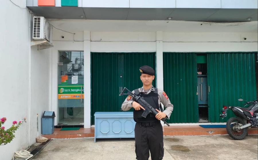 Sampaikan Imbauan Kamtibmas, Sat Samapta Polres Kaur Cegah Gangguan Kamtibmas di Objek Vital 