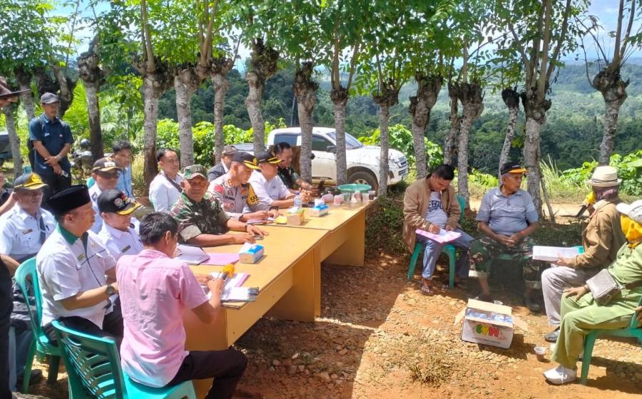Polres Kaur Terjunkan Ratusan Personel dalalm Pengamanan Aksi Unjuk Rasa ASBS dan Forum Peduli Wilayah Kedurang 