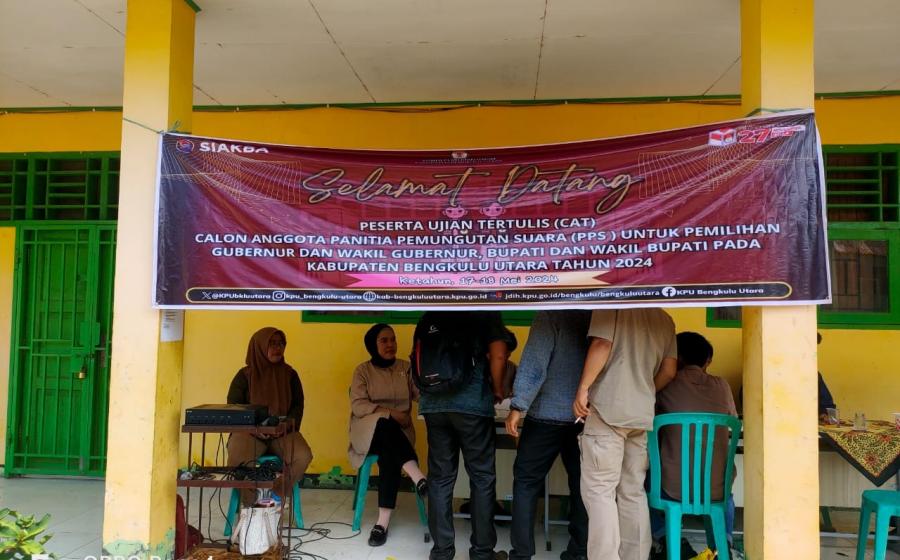 Polsek Ketahun Monitoring Langsung Tes PPS Pilkada Tahun 2024