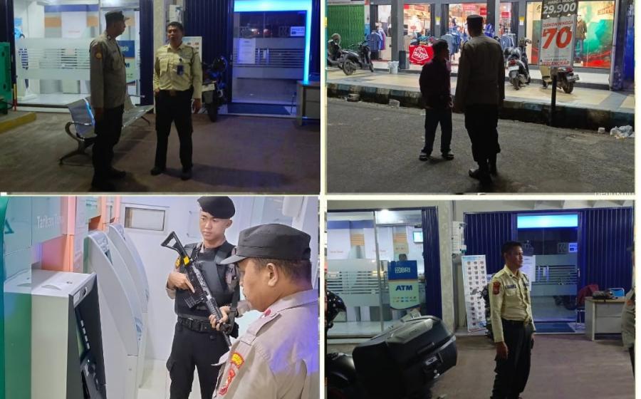 Sambangi Petugas Keamanan di Objek Vital, Personel Polsek Ratu Samban Sampaikan Imbauan Jaga Kamtibmas