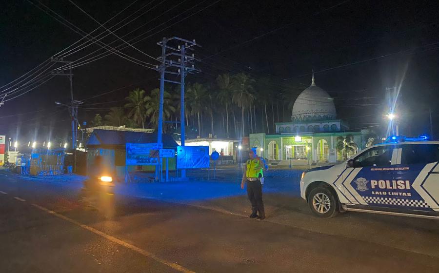 Upaya Jaga Keamanan dan Kelancaran Lalin,  Sat Lantas Polres Kaur Patroli Blue Light