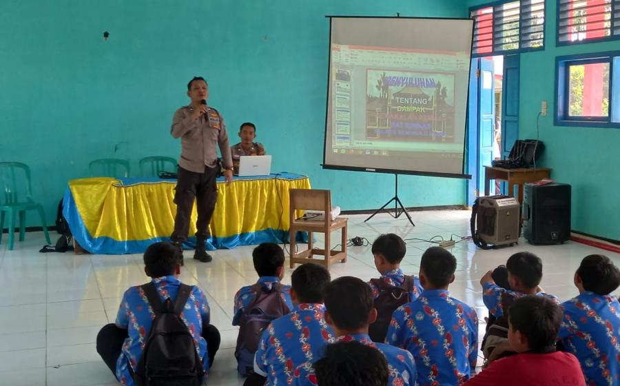 Cegah bullying dilingkungan sekolah Satbinmas Polres Bengkulu Utara lakukan sosialisasi
