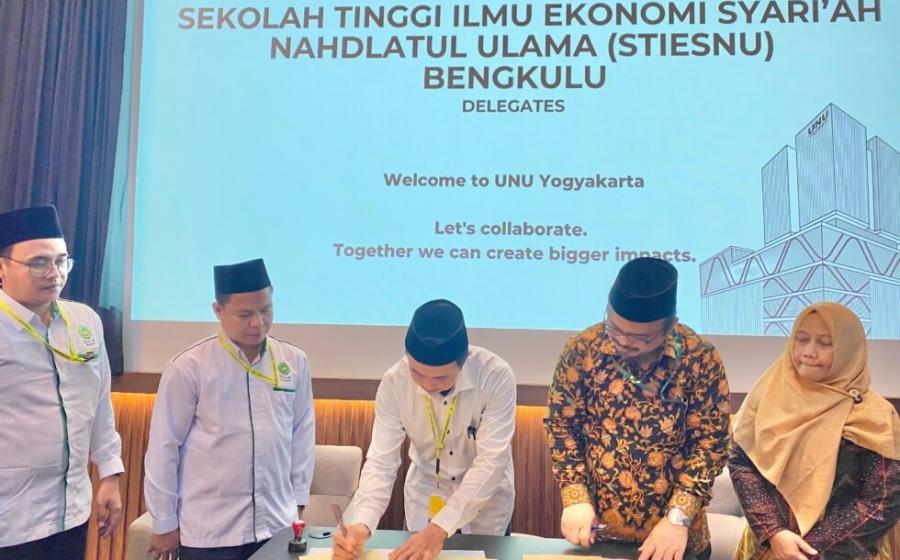 Pererat Kerjasama Dalam Penididikan, STIESNU Bengkulu dan UNU Yogyakarta Teken MoU