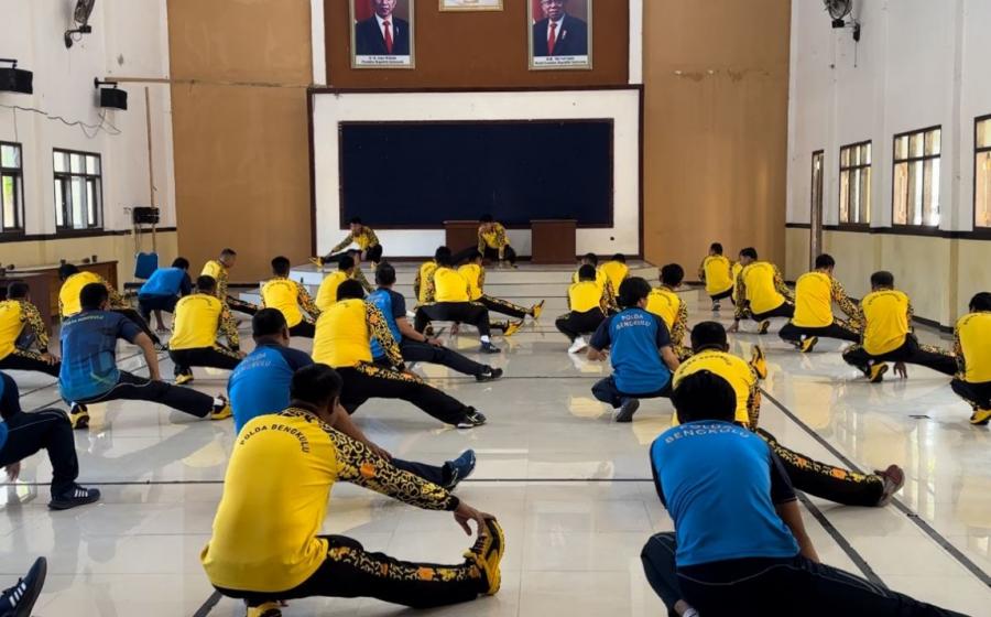 Jaga Kebugaran dan Asah Kemampuan, Polres Kaur Laksanakan Latihan Beladiri Polri
