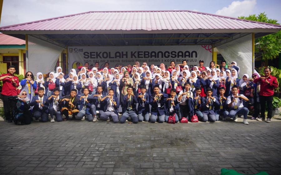 Tekankan Literasi Digital dan Kesiapan Pemilih Pemula Jelang Pilkada 2024 Lewat Sekolah Kebangsaan Tular Nalar 3.0