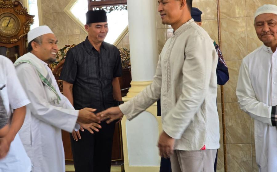 Kapolres Rejang Lebong Laksanakan Jumat Keliling dan Silaturahmi di Masjid At-Taqwa