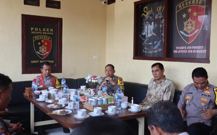 Kapolres Rejang Lebong Gelar Rapat Koordinasi Kunjungan Kerja di Polsek Selupu Rejang