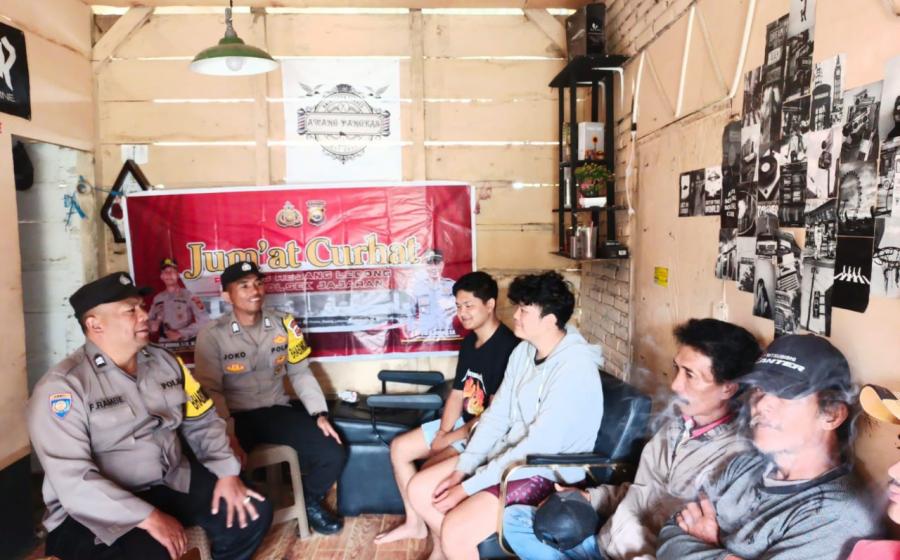 Polsek Sindang Dataran Gelar Jumat Curhat, Kapolsek Ajak Masyarakat Tingkatkan Kepedulian Kamtibmas