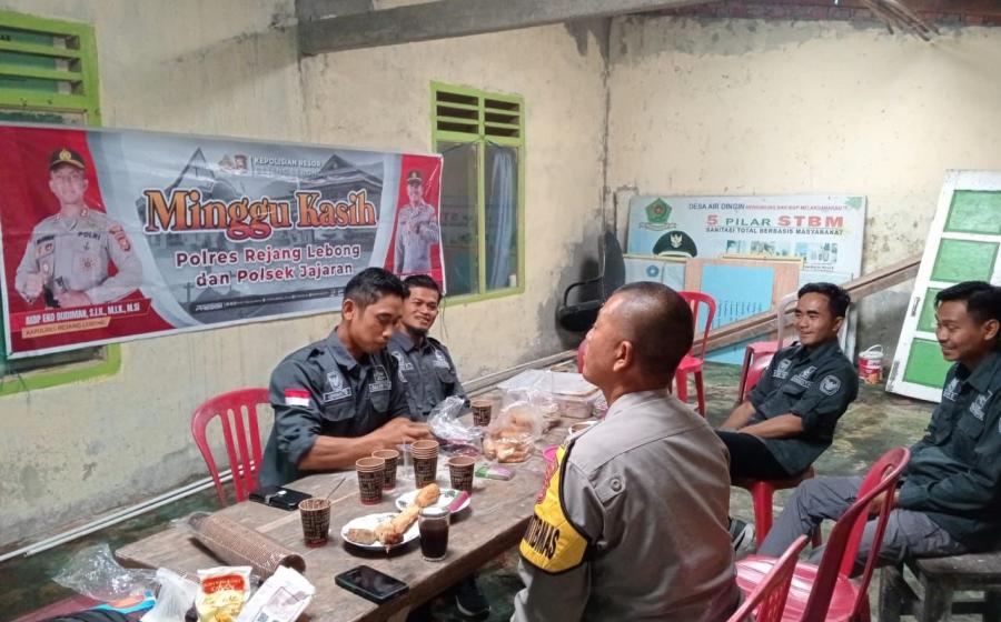 Polsek Sindang Kelingi Ajak Warga Aktif Jaga Keamanan Melalui Kegiatan Minggu Kasih