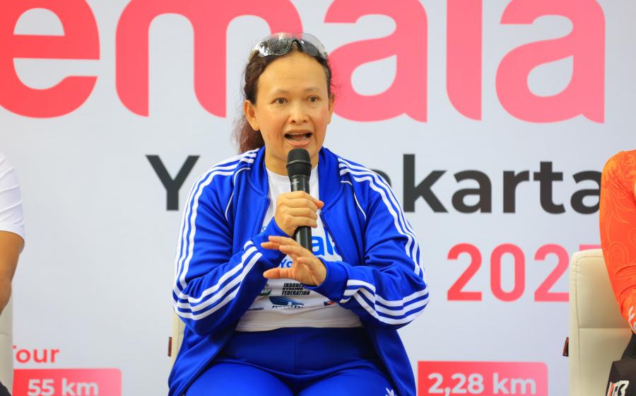 Yayasan Kemala Bhayangkari Gelar Baksos Perbaikan Irigasi Jalan di Yogyakarta